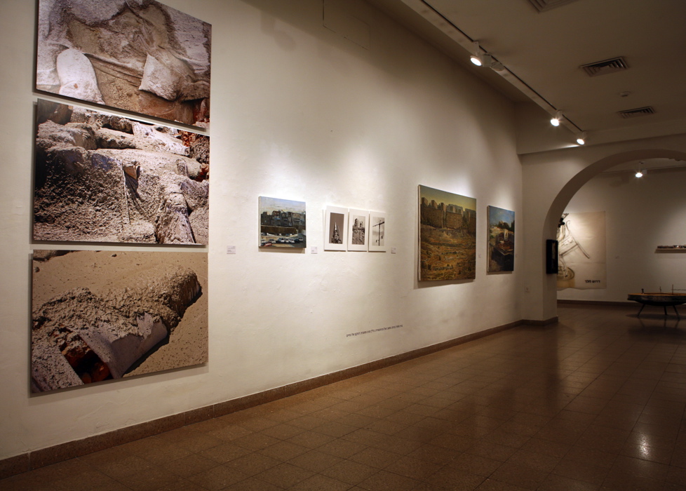 Jerusalem, Surface Fractures, 05